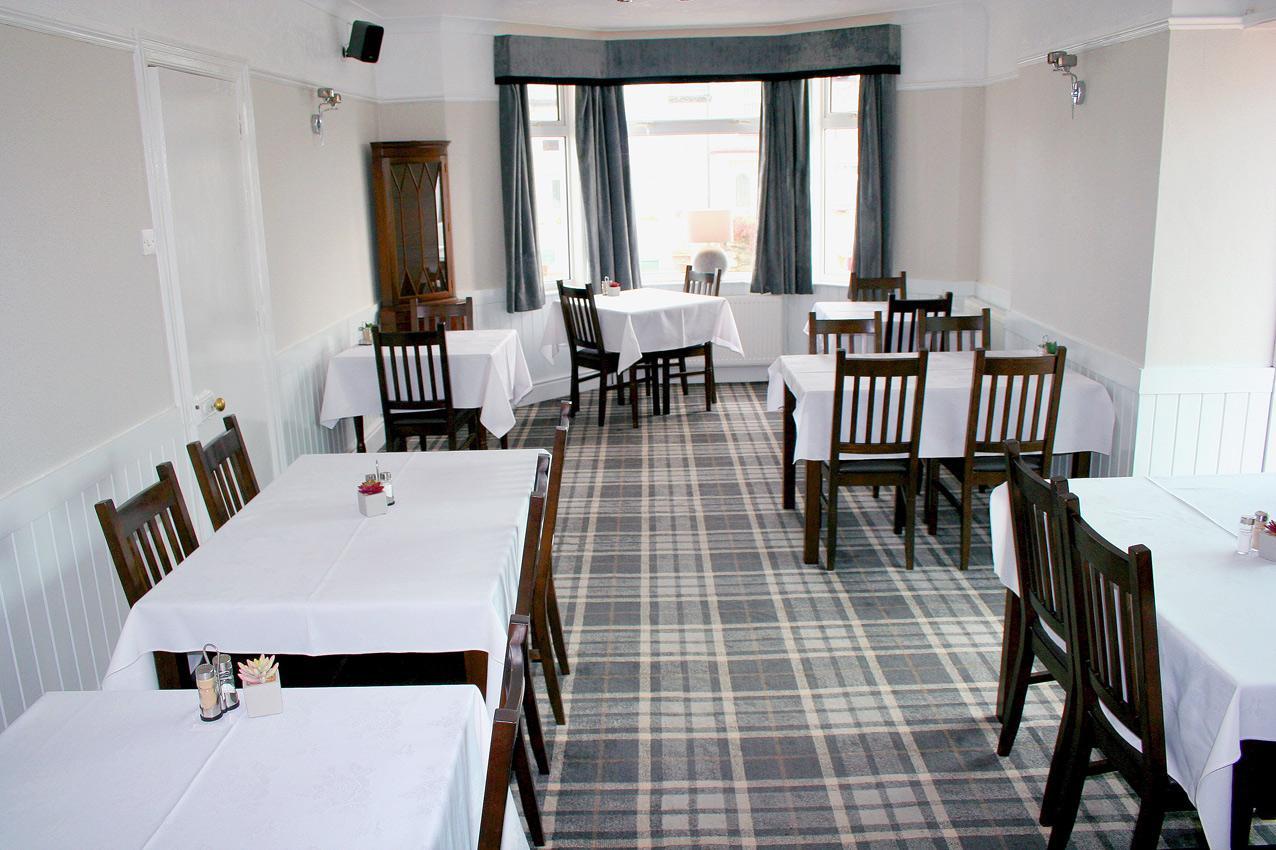 Woburn Hill Hotel Cemaes Bay Exterior photo